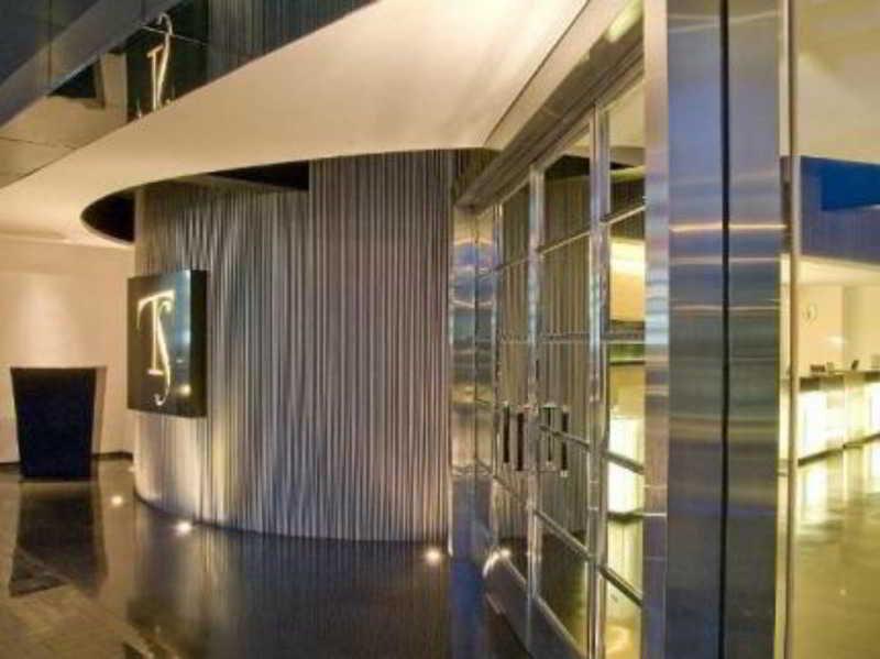 ทีเอส สวีท สุราบายา Hotel ภายนอก รูปภาพ