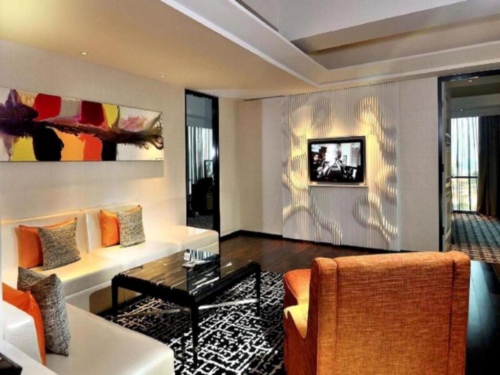 ทีเอส สวีท สุราบายา Hotel ภายนอก รูปภาพ