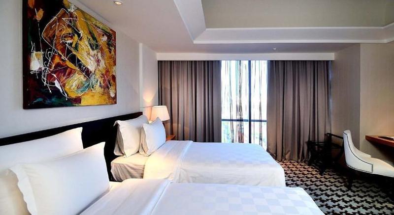 ทีเอส สวีท สุราบายา Hotel ภายนอก รูปภาพ