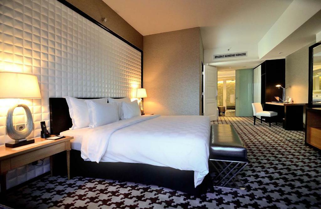 ทีเอส สวีท สุราบายา Hotel ภายนอก รูปภาพ